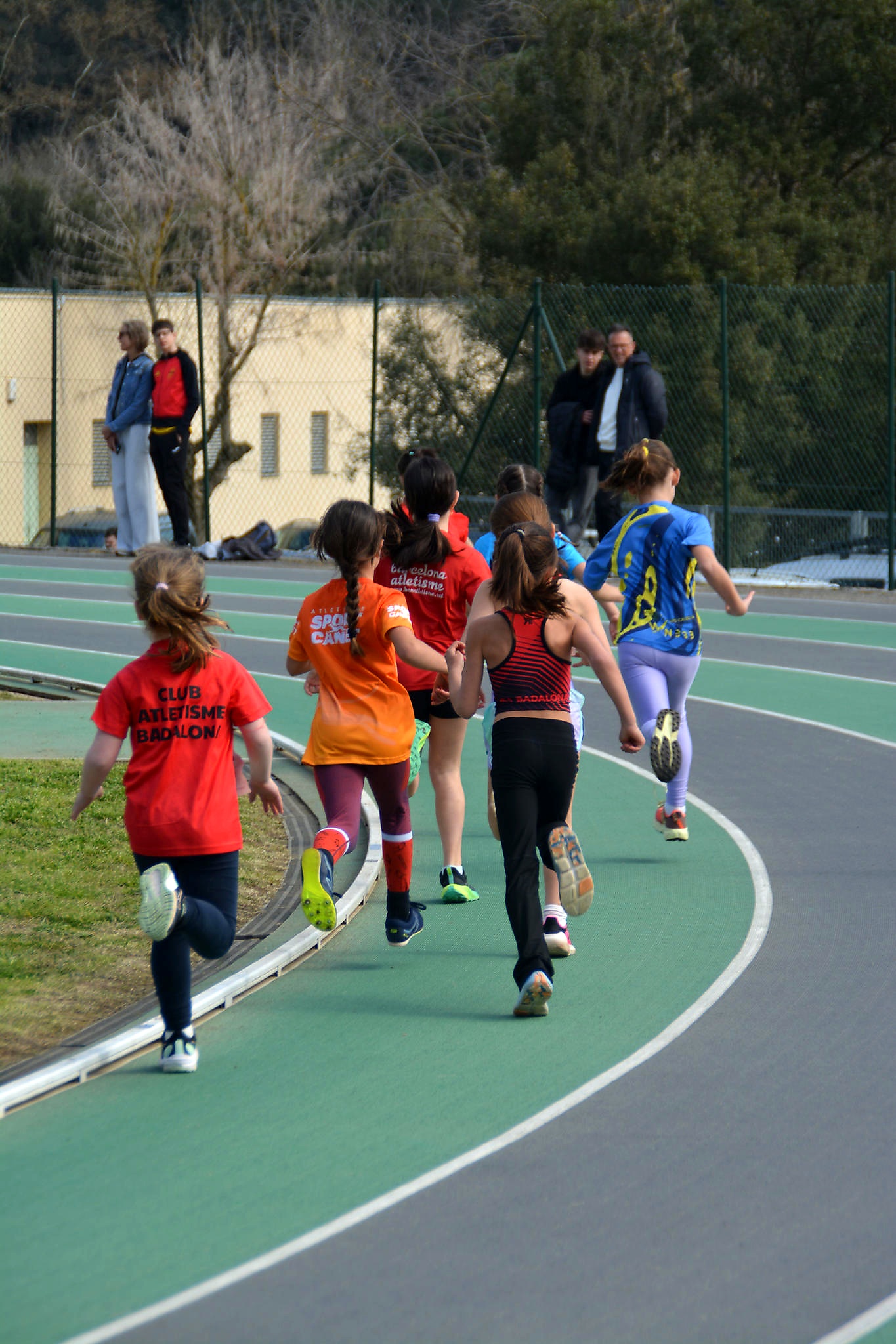 Club Atletisme Badalona - Escola